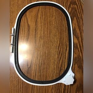 Bernina embroidery machine, jumbo hoop, 260 mm x 400 mm